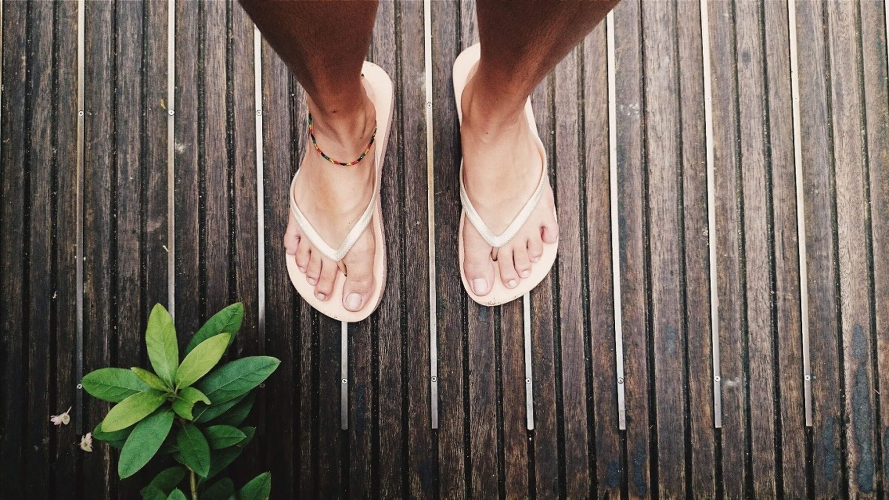 How to Get Rid of Dry Flaky Heels - Bedrock Balm